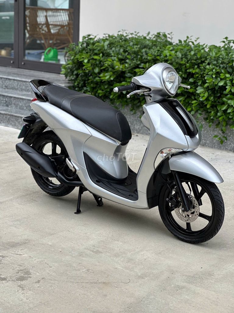 Janus bạc màu đẹp ghê ACE ơi. Mua bán Xe máy tại Quận Cẩm Lệ Đà Nẵng được đăng bởi Xe Máy Đức Vũ 658 Trần Cao Vân hình 2