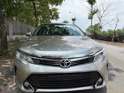 Toyota Camry 2016 2.0E - 86000 km. Mua bán Ô tô tại Quận Hai Bà Trưng Hà Nội được đăng bởi Bùi hiển