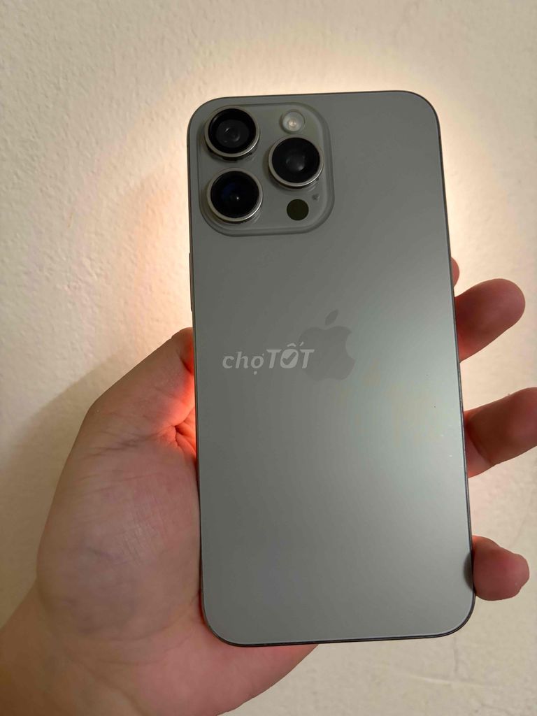 Apple iPhone 15 Pro Max Xám Đã sử dụng. Mua bán Điện thoại tại Quận Tây Hồ Hà Nội được đăng bởi Magic hình 1