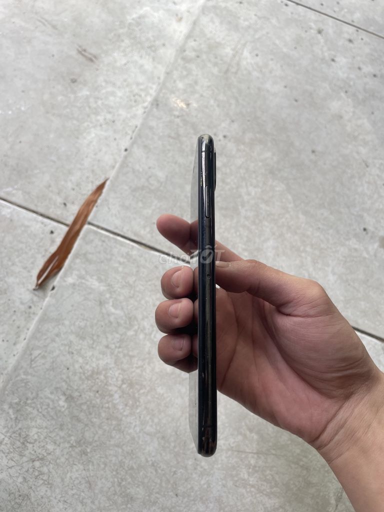 Apple iPhone XS Max Đen Màn pin mới thay. Mua bán Điện thoại tại Thành phố Thủ Đức Tp Hồ Chí Minh được đăng bởi thành lê hình 1