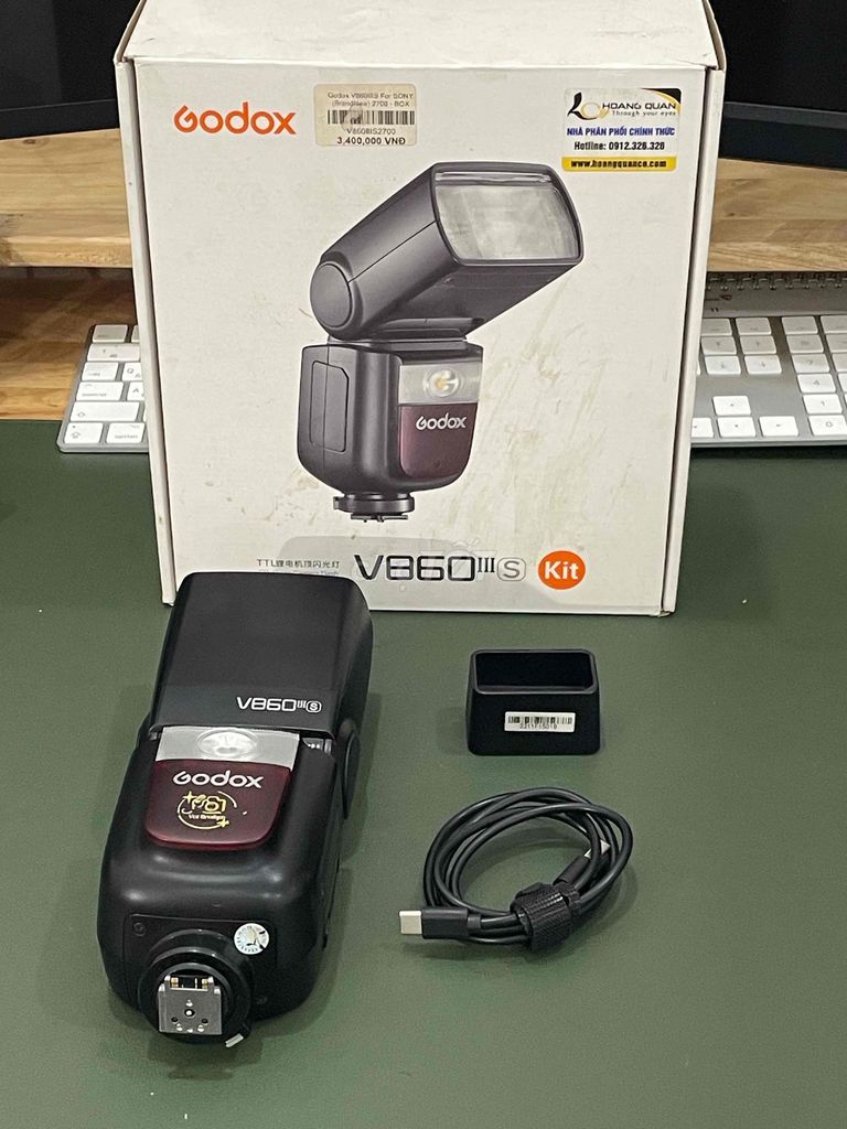 Đèn flash Godox V860vIII Đen. Mua bán Máy ảnh, Máy quay tại Thành phố Thủ Dầu Một Bình Dương được đăng bởi Nguyễn Duy BĐS hình 1