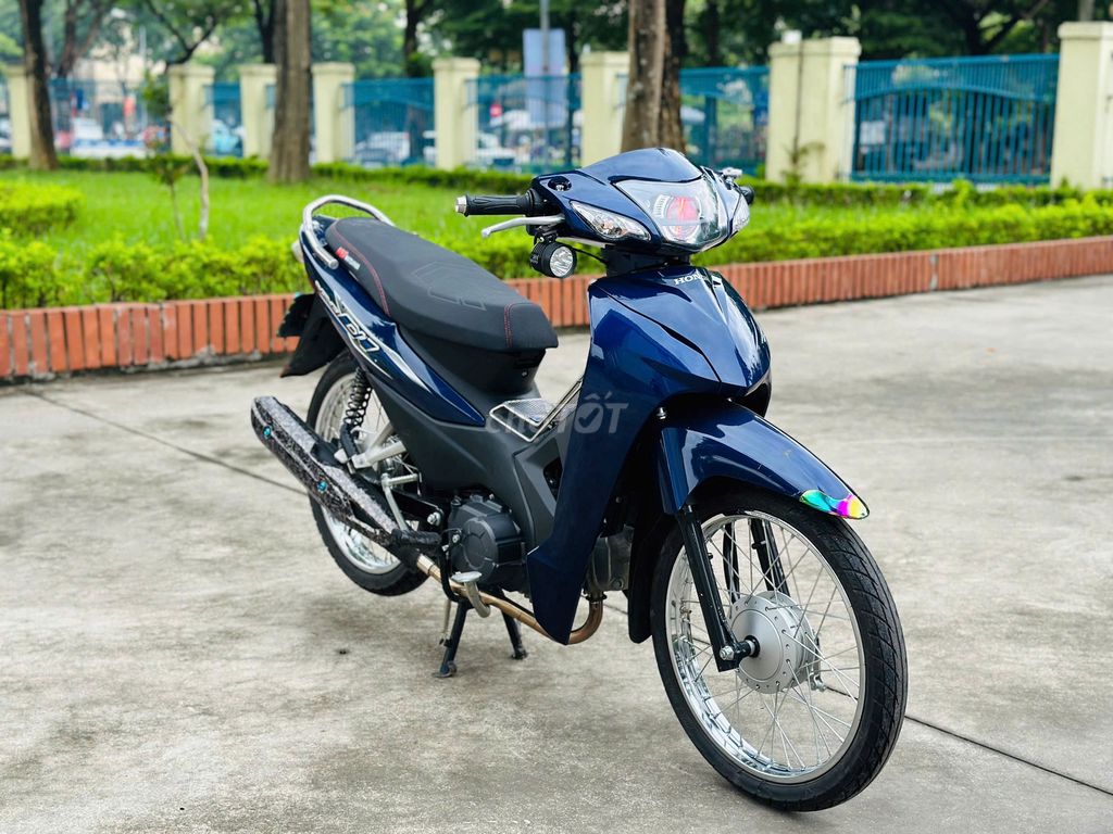 HONDA WAVE A 110 XANH ĐỘ KIỂNG MÁY ZIN ĐỜI 2025. Mua bán Xe máy tại Quận Nam Từ Liêm Hà Nội được đăng bởi Minh Khôi hình 1