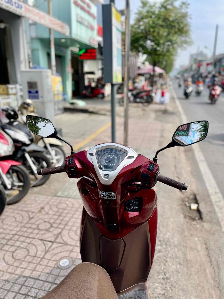 lead125 4V 2023 Smk, máy gin chất xe đẹp - có góp. Mua bán Xe máy tại Quận 8 Tp Hồ Chí Minh được đăng bởi Võ Thanh Nhựt hình 4