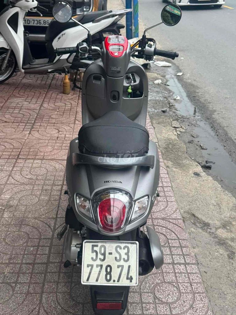 Honda Scoopy 2019 Таиланд серый