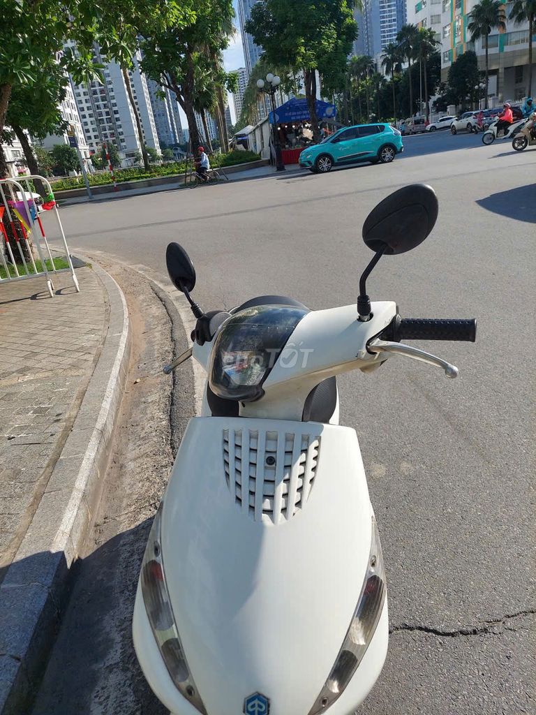 Bán xe Zip Việt Nam mầu trắng chính chủ. Mua bán Xe máy tại Quận Hai Bà Trưng Hà Nội được đăng bởi Mr tín  hình 2