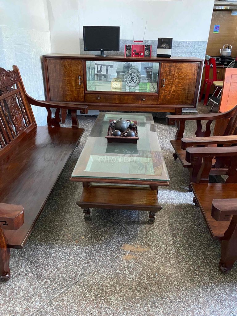 Bộ ghế và tủ cho các bác yêu đồ xưa. Mua bán Bàn ghế tại Quận Kiến An Hải Phòng được đăng bởi Xuan B hình 1