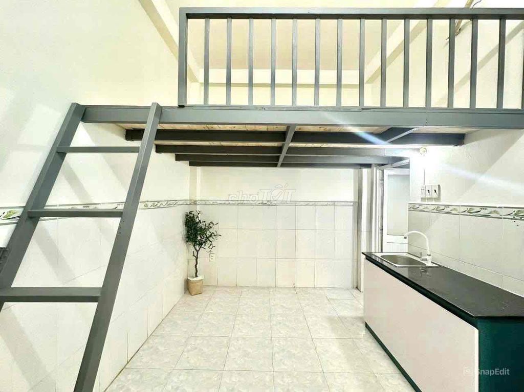 CHO THUÊ PHÒNG GÁC SẴN MÁY LẠNH GIÁ RẺ GẦN AEON TÂN PHÚ ĐH CÔNG THƯƠNG
