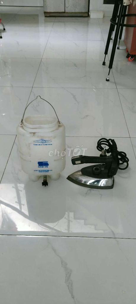 BÀN ỦI HƠI NƯỚC CÔNG NGHIỆP STAR 220VKOREA HÀNQUỐC