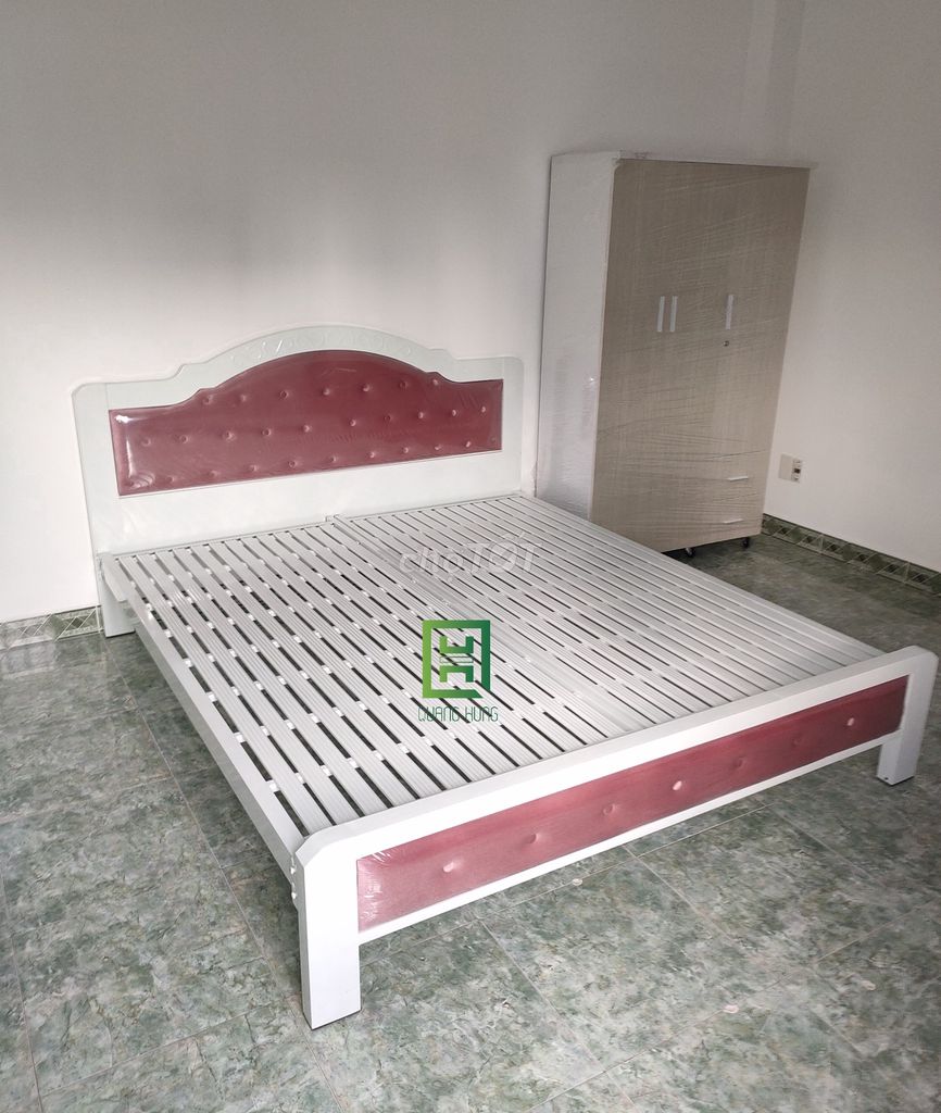 Giường sắt Quang Hùng 1m2 x 2m Trắng, Đỏ. Mua bán Giường, chăn ga gối nệm tại Thành phố Thủ Đức Tp Hồ Chí Minh được đăng bởi Nội Thất Quang Hùng TD hình 1