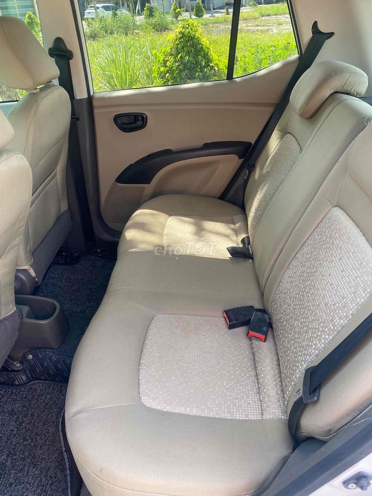 Hyundai Grand i10 2011 1.2 AT - sunroof mui. Mua bán Ô tô tại Thành phố Vĩnh Long Vĩnh Long được đăng bởi BẢO hình 10