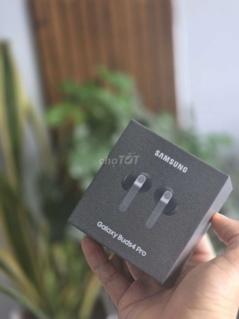 Tai nghe Samsung Galaxy Buds 4 Pro Đen BH12T HÃNG. Mua bán Tivi, Âm thanh tại Quận 12 Tp Hồ Chí Minh được đăng bởi DJI STORE hình 1