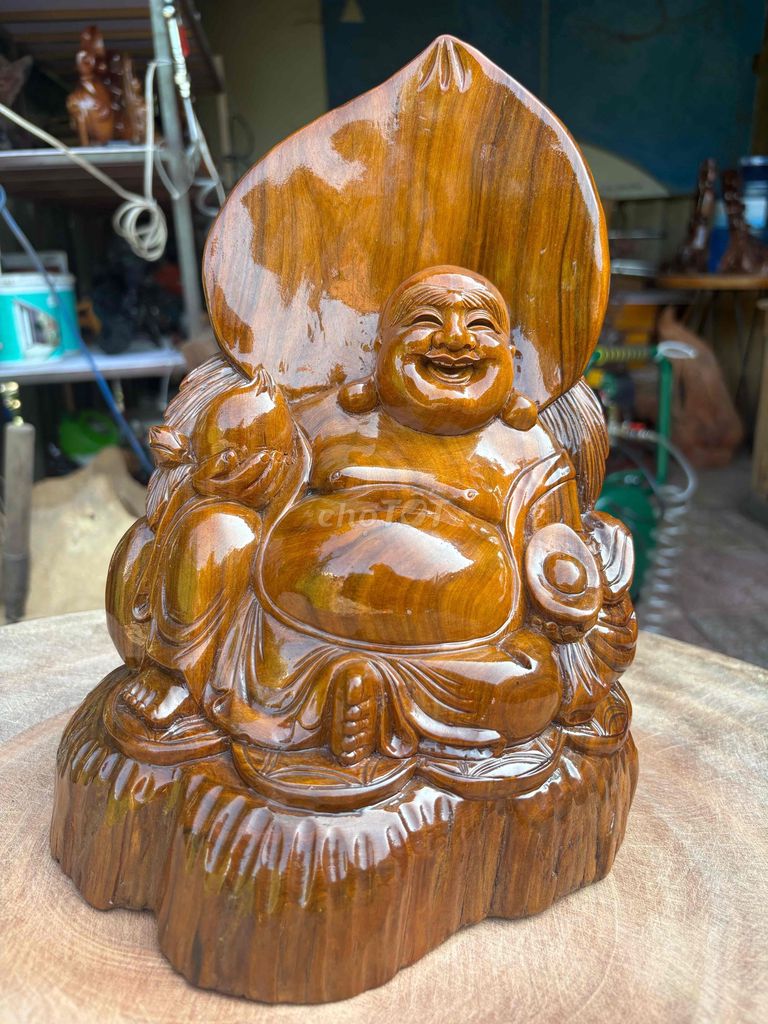 Tượng Phật Di Lặc Gỗ tự nhiên Nâu. Mua bán Đồ sưu tầm, đồ cổ tại Thành phố Bà Rịa Bà Rịa - Vũng Tàu được đăng bởi ĐẠI DƯƠNG hình 1