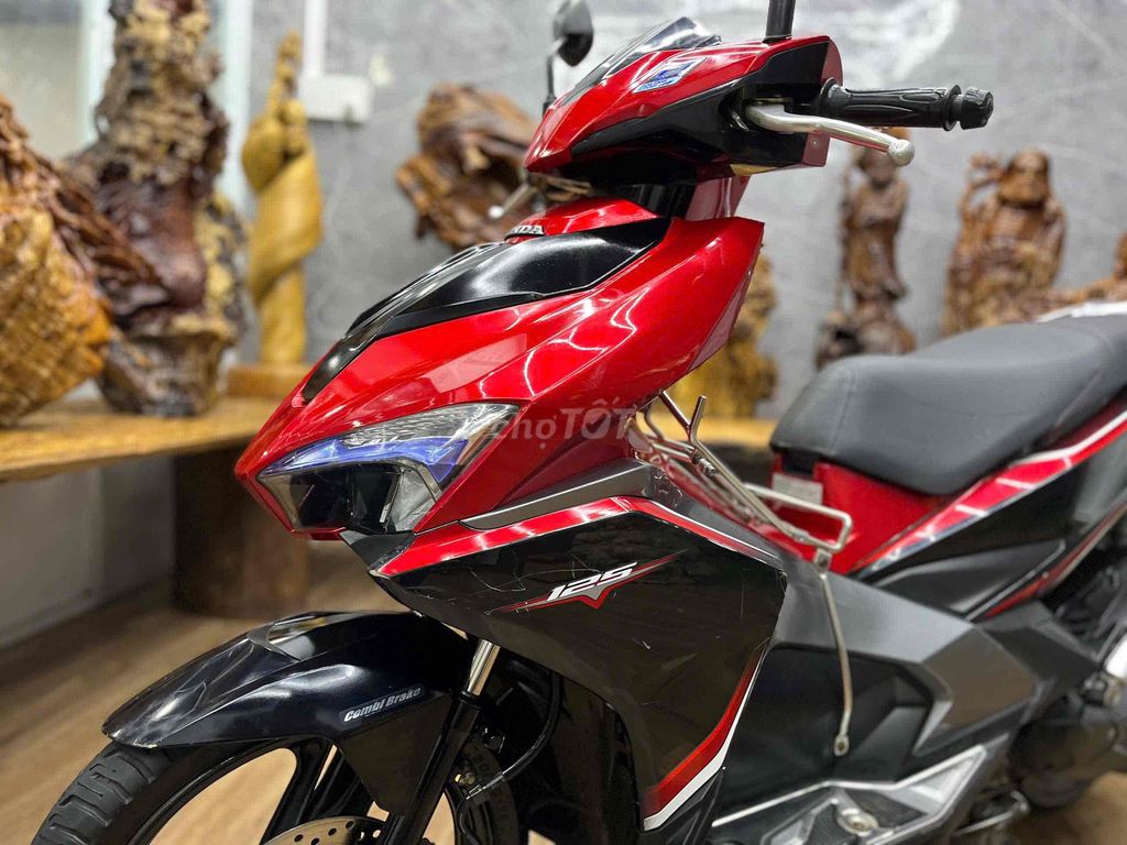 Honda Airblade 125Fi chính chủ biển SG xe đẹp keng