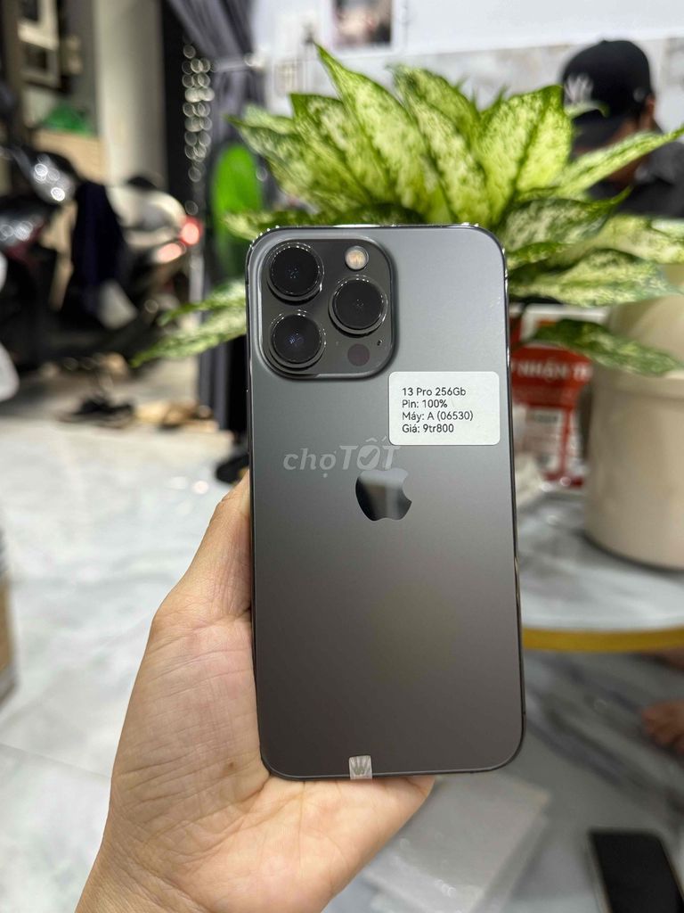 Apple iPhone 13 Pro 256GB Đen 99%. Mua bán Điện thoại tại Huyện Hóc Môn Tp Hồ Chí Minh được đăng bởi Nguyễn Thu hình 1