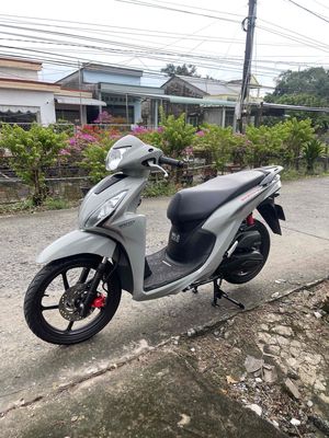 Cần Bán Vision Bánh Lớn Bản Thể Thao Zin Cọp. Mua bán Xe máy tại Huyện Lai Vung Đồng Tháp được đăng bởi Trương Hữu Phát