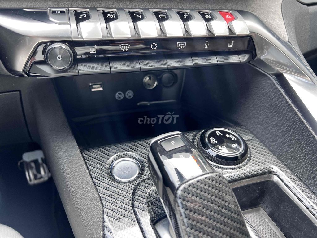 Peoguet 5008 GT 2022. Mua bán Ô tô tại Quận Cầu Giấy Hà Nội được đăng bởi Nam HQ Auto hình 18