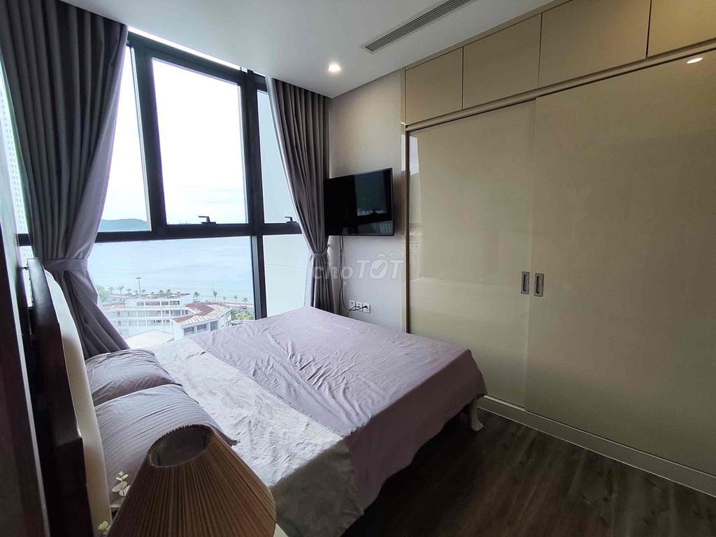 Cho thuê căn hộ 2phòng ngủ 77m2 tòa Scenia Bay