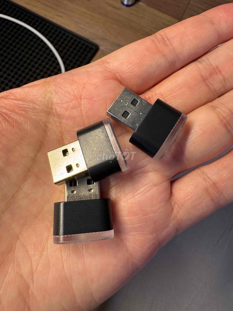 Đèn cắm usb rất đẹp và nhỏ gọn (vàng và trắng)