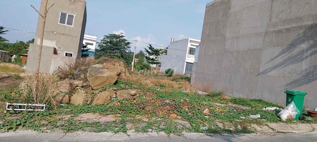 Cần tiền bán gấp đất thổ cư chính chủ.