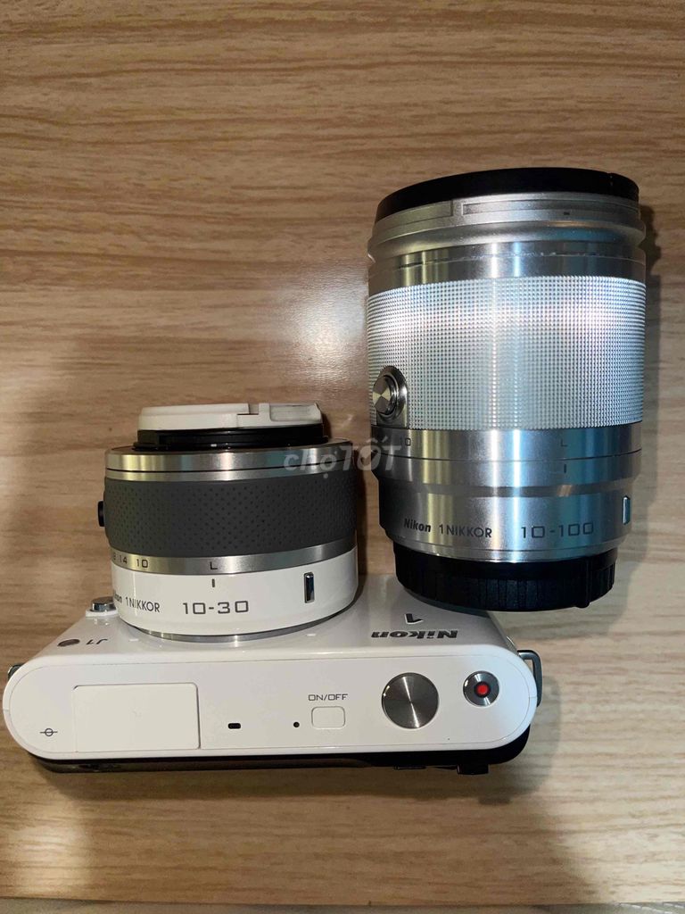 Máy ảnh Nikon 1 J1 Trắng 10-30mm. Mua bán Máy ảnh, Máy quay tại Quận Liên Chiểu Đà Nẵng được đăng bởi Hồ Thị Cúc hình 1