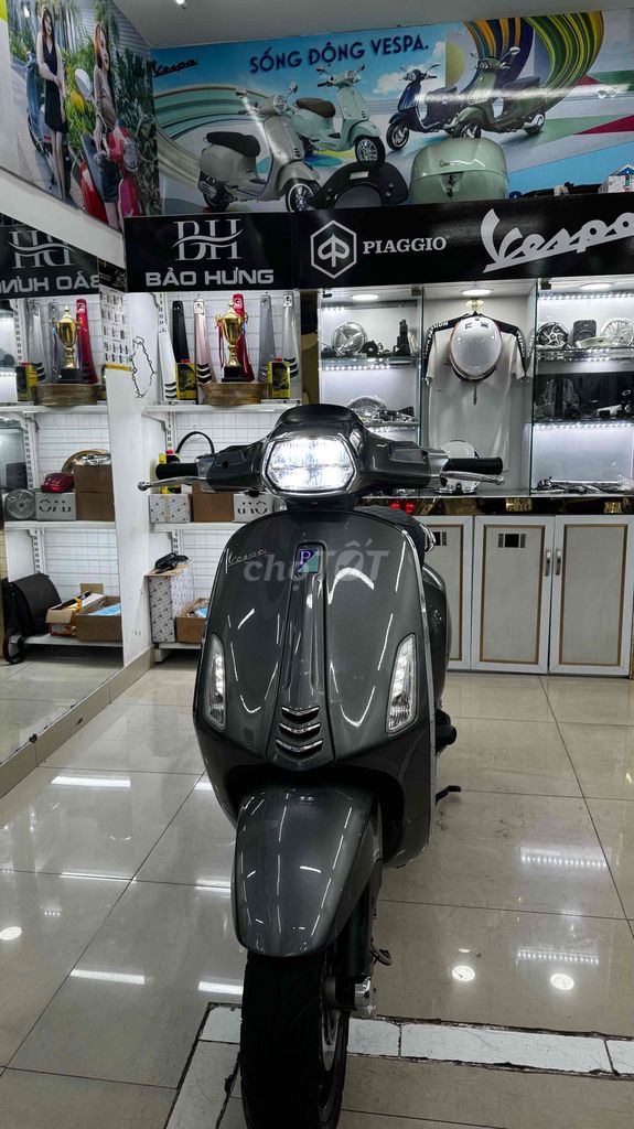 Véapa xám lambo iget abs led 1 tầng 2018. Mua bán Xe máy tại Quận Phú Nhuận Tp Hồ Chí Minh được đăng bởi VESPA  PIAGGIO BẢO HƯNG Vespa cũ trả góp  hình 6