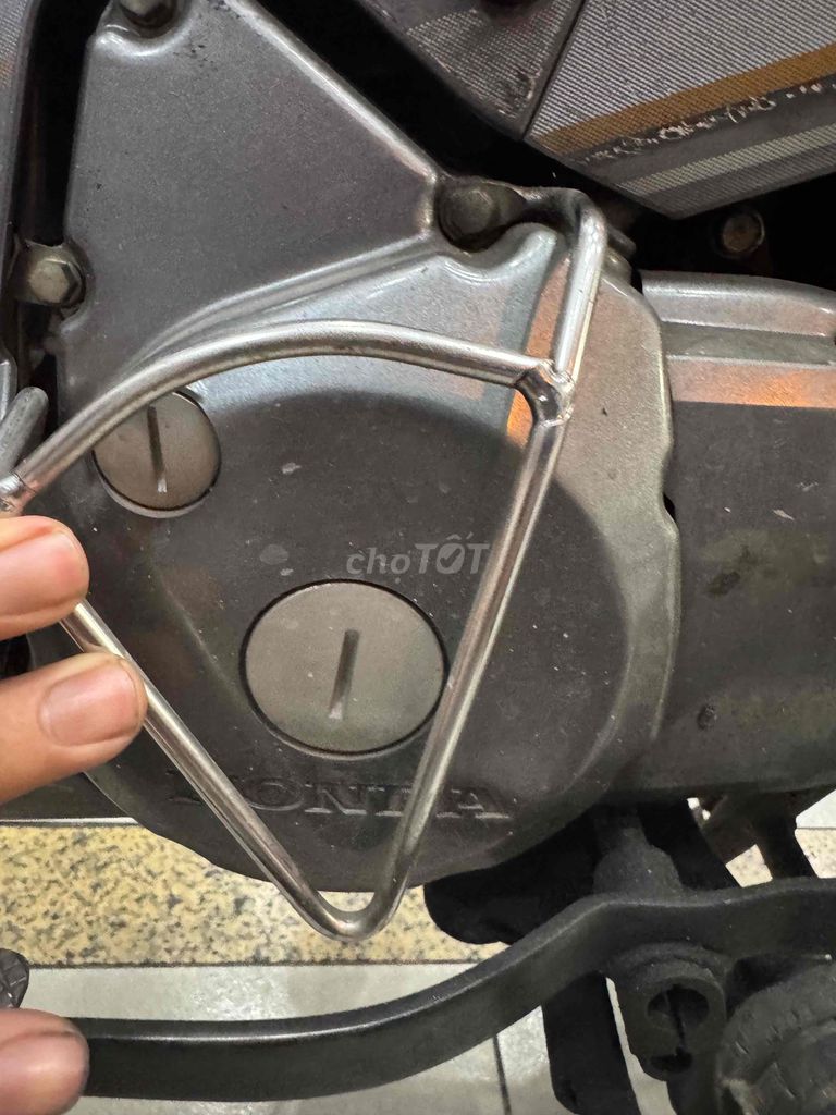 em cần bán future neo FI may bao zin chủ ký giấy. Mua bán Xe máy tại Quận 6 Tp Hồ Chí Minh được đăng bởi Trường Sơn honda hình 6