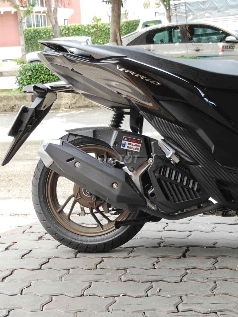 Honda Vario 125cc 2023 черный 7 500 км Индонезия