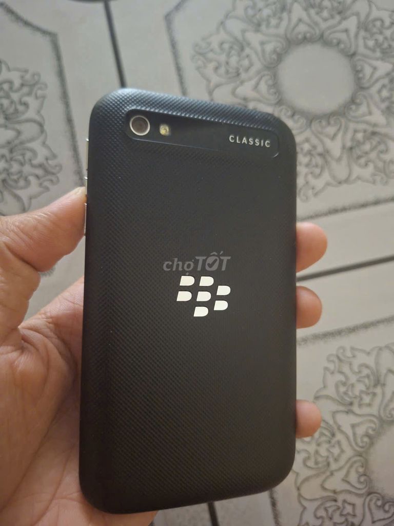 BlackBerry Q20 Classic Đen Như mới. Mua bán Điện thoại tại Quận Tân Bình Tp Hồ Chí Minh được đăng bởi Vũ Trần Xuân Gia hình 1
