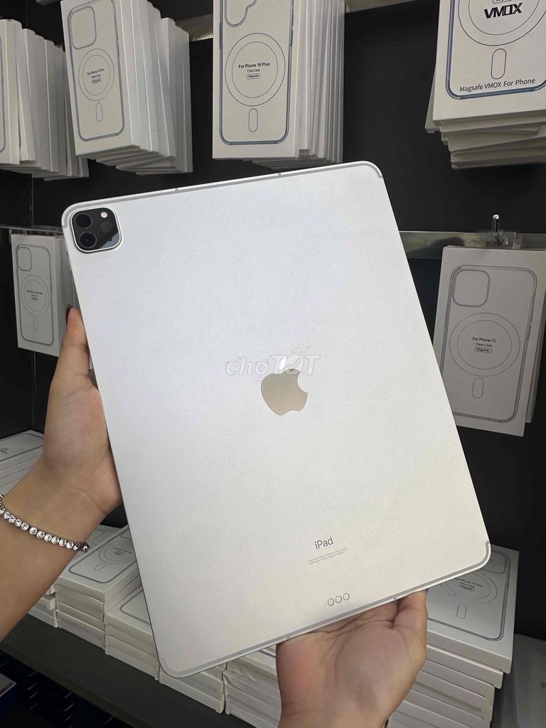 Apple iPad Pro 12.9 M1 Wifi 5G Bạc 256GB 98%. Mua bán Máy tính bảng tại Quận Tân Bình Tp Hồ Chí Minh được đăng bởi Phát Thành Store hình 1