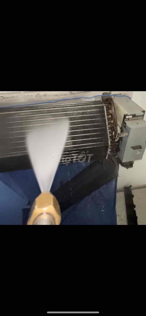 vệ sinh máy lạnh nhà bè. Dịch vụ tại Quận 7 Tp Hồ Chí Minh được đăng bởi Minh hình 1