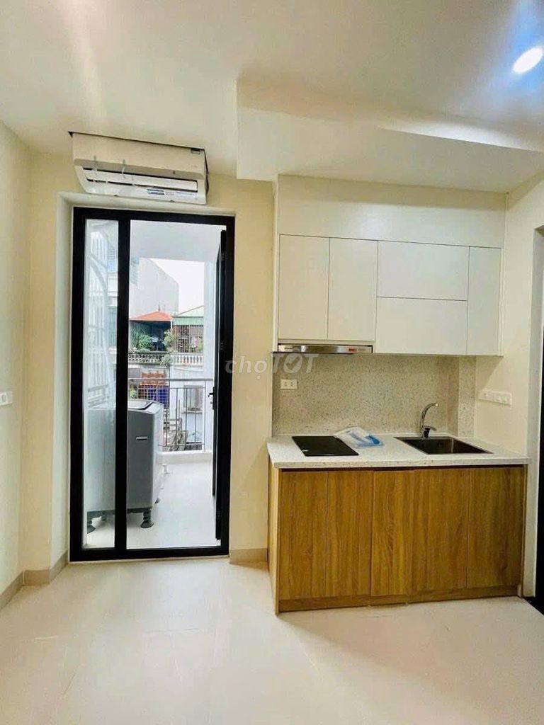 Продается дом Ton Duc Thang, Dong Da, 50м2, лифт, денежный поток 40тр/ч