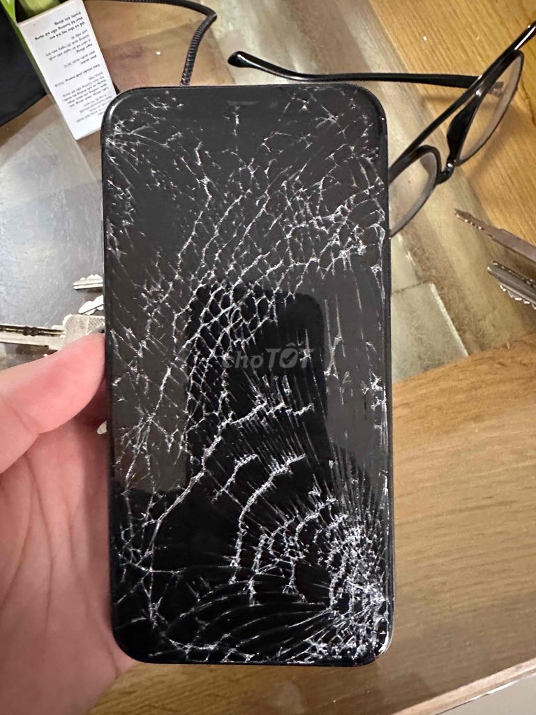 iPhone Đen Hư hỏng. Mua bán Điện thoại tại Quận Gò Vấp Tp Hồ Chí Minh được đăng bởi Minh Đuc hình 1
