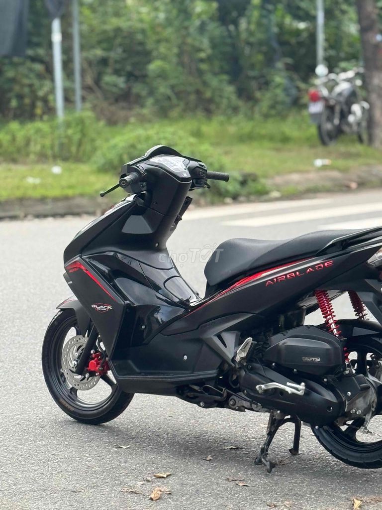 honda- air blade 2015. Mua bán Xe máy tại Quận Liên Chiểu Đà Nẵng được đăng bởi Mạnh hổ hình 3