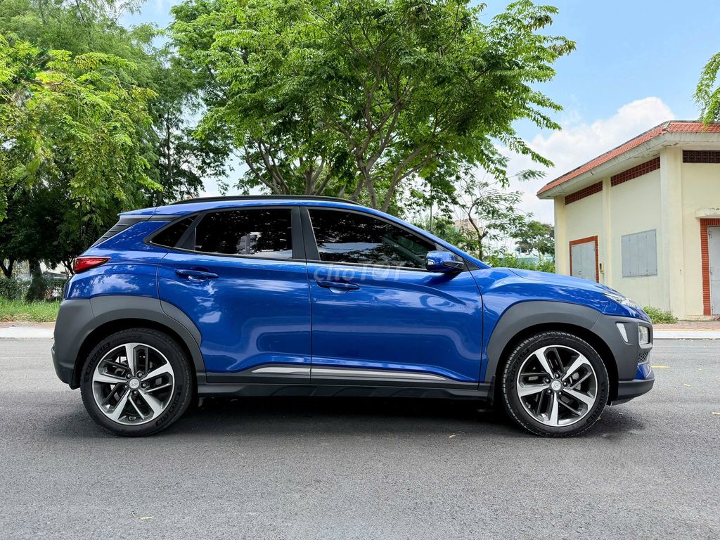 Hyundai Kona 2019 1.6 Turbo - 65000 km. Mua bán Ô tô tại Quận 12 Tp Hồ Chí Minh được đăng bởi Xuân Trung hình 4