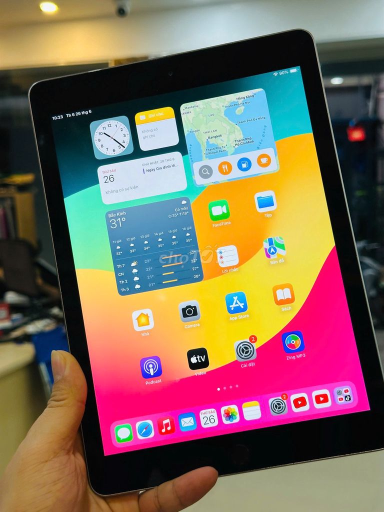 Apple iPad Gen 6 Wifi 128GB Bạc. Mua bán Máy tính bảng tại Quận Đống Đa Hà Nội được đăng bởi Thế Hoàng hình 1
