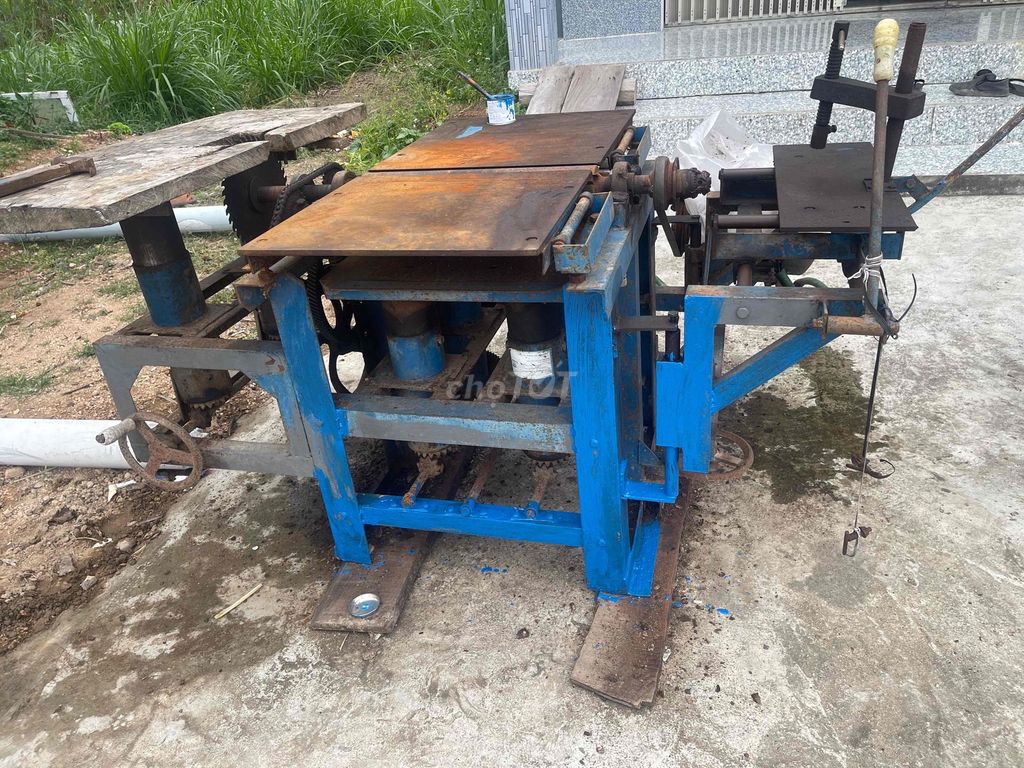 Thanh lý máy bào liên hợp , cưa lọng đứng. Mua bán Đồ chuyên dụng, Giống nuôi trồng tại Huyện Đồng Xuân Phú Yên được đăng bởi Tùng Trịnh Hiếu hình 1