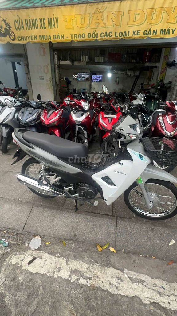 Honda Wave A 2026 Серо-белый Состояние 99%