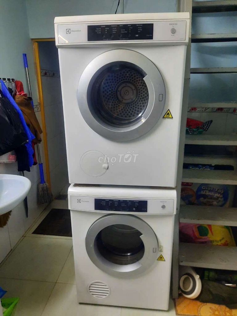 Thanh lý máy sấy Electrolux 7,5 kg thông hơi