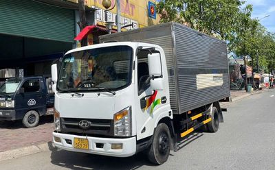 XE KHỞI NGHIỆP
Veam VT200 tải 1990 kg thùng kín. Mua bán Xe tải, xe ben tại Quận 12 Tp Hồ Chí Minh được đăng bởi Khanh Xe Tải  Xe Tải Giá Rẻ