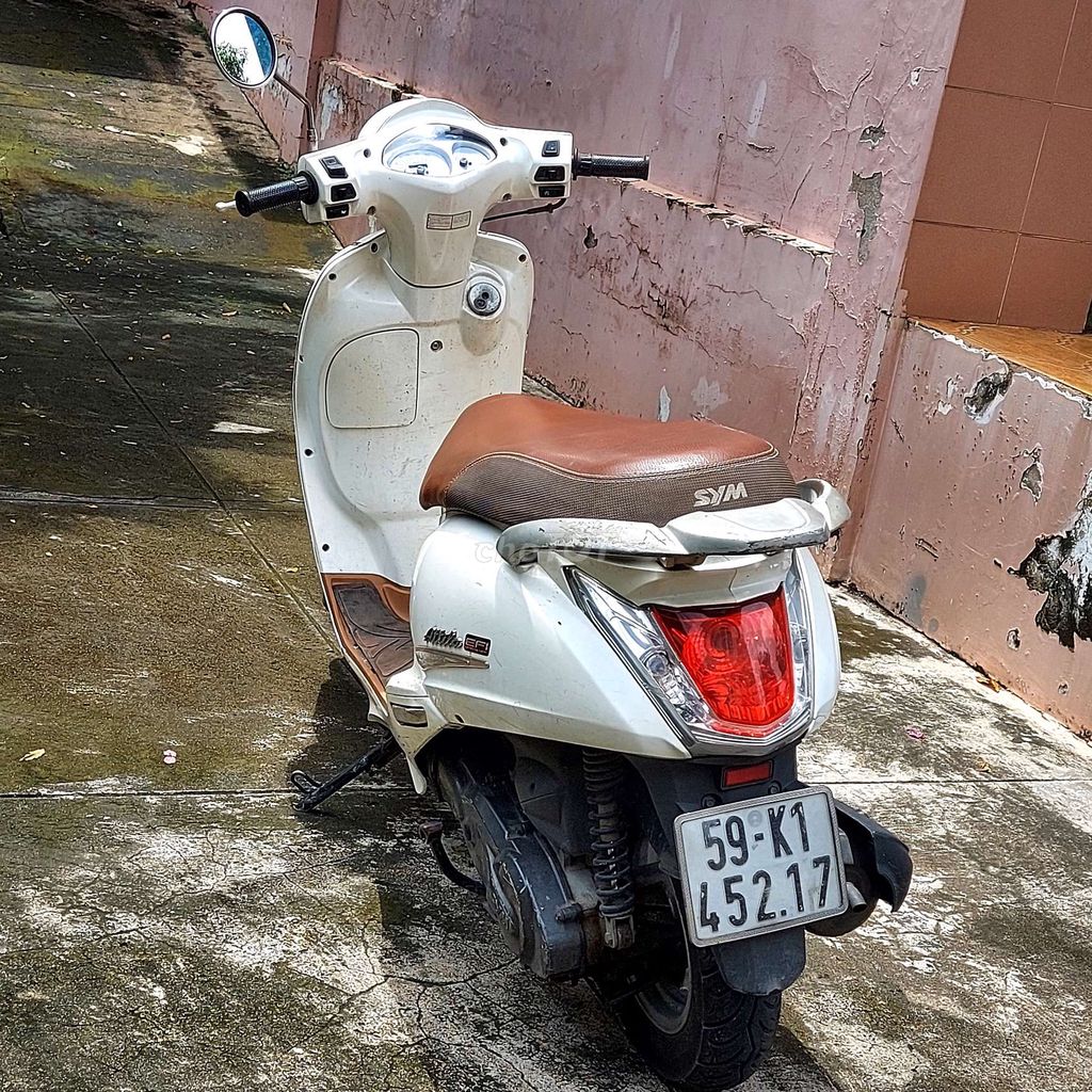 Attila Elizabeth phun xăng đt. Mua bán Xe máy tại Thành phố Biên Hòa Đồng Nai được đăng bởi Anh Quân hình 3