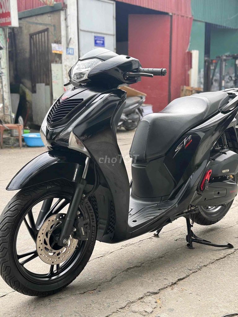 Cần bán Sh 2019, smartkey, biển Hà Nội. zin 100%. Mua bán Xe máy tại Quận Nam Từ Liêm Hà Nội được đăng bởi E Thuý hình 3