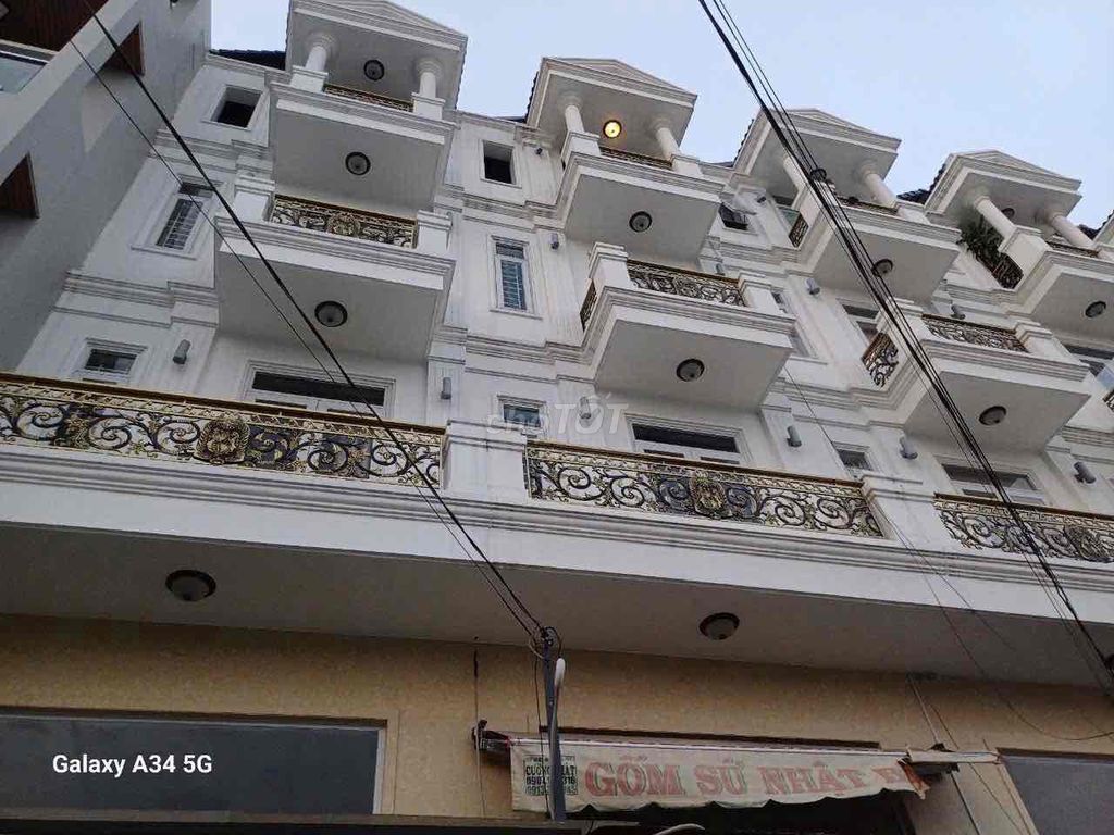 Rent · 5 bd · 68 м² · Quận Gò Vấp, ул. Đường Lê Đức Thọ
