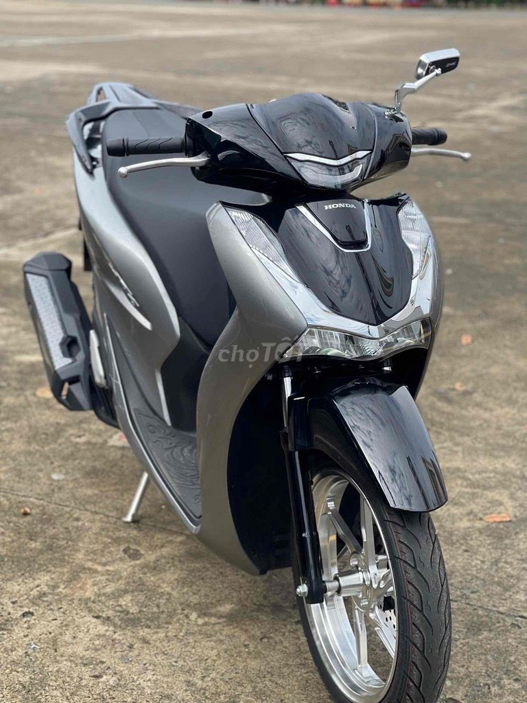 sh 160-2025 odo 800km. Mua bán Xe máy tại Thành phố Long Khánh Đồng Nai được đăng bởi cửa hàng xe máy DUY HIỆP hình 1