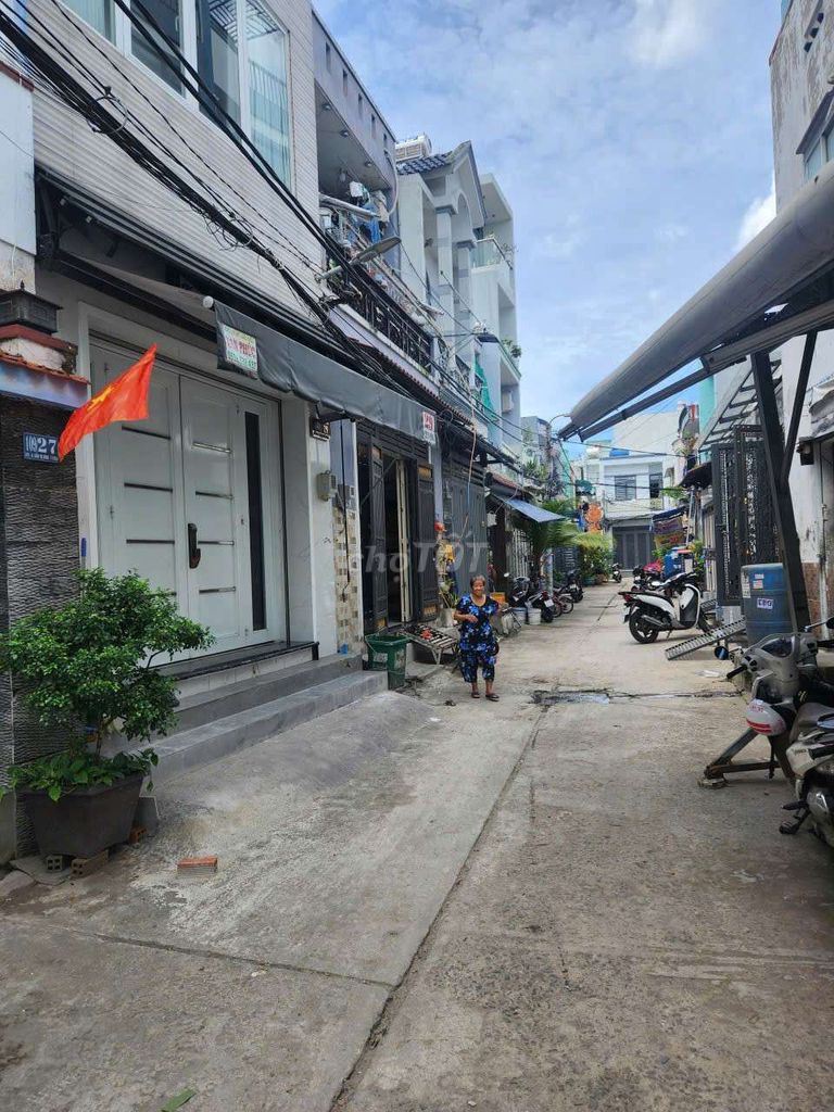 Bán dãy nhà trọ Lê Trọng Tấn, Tân Phú 5m x 15m