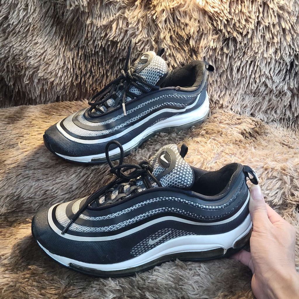 Giày nike 97 chính hãng size 42.5