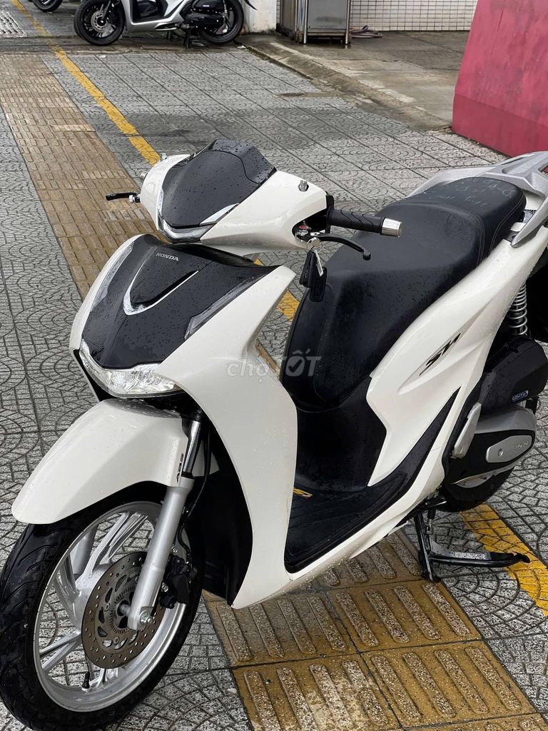 ❤️ Honda SH 125i ABS 2026 белая, как новый суперсерфинг