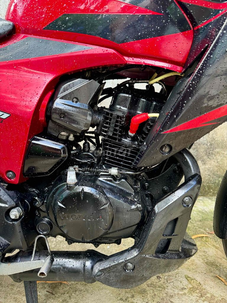 HONDA RR-150 | được bảo trì tốt | dặm thấp |. Mua bán Xe máy tại Thành phố Nha Trang Khánh Hòa được đăng bởi Xin Hải  hình 2