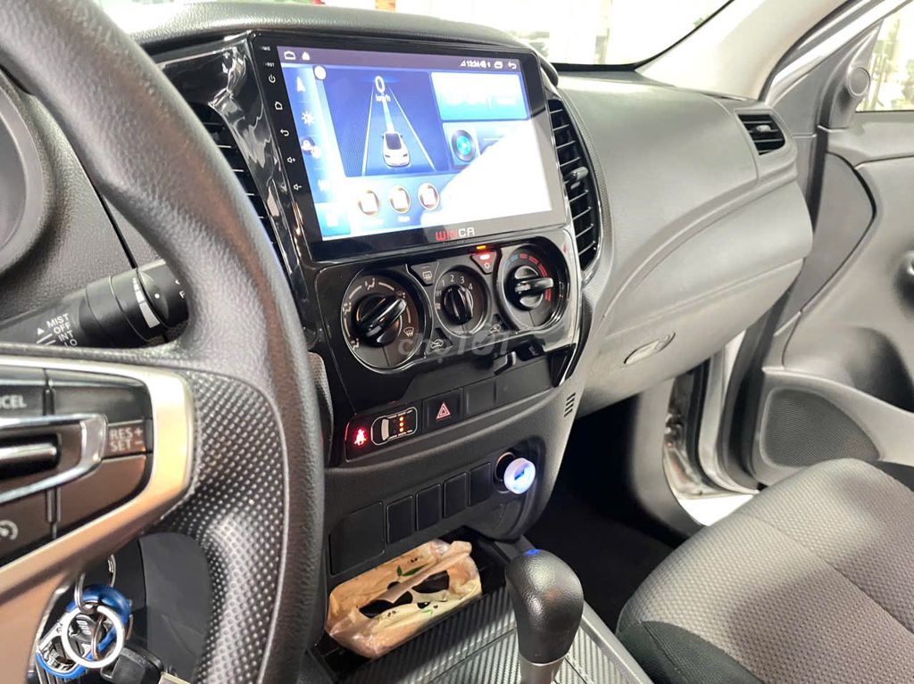 Mitsubishi Triton 2021 4x2 AT bảo dưỡng full hãng. Mua bán Ô tô tại Thành phố Thủ Dầu Một Bình Dương được đăng bởi Mr Việt Mitsubishi BD hình 7