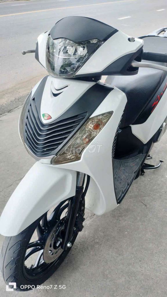 Sh úp áo ý siêu đẹp máy zin bao cọp keng .có góp. Mua bán Xe máy tại Thành phố Dĩ An Bình Dương được đăng bởi xe máy hồng phát dĩ An Bình Dương  hình 2