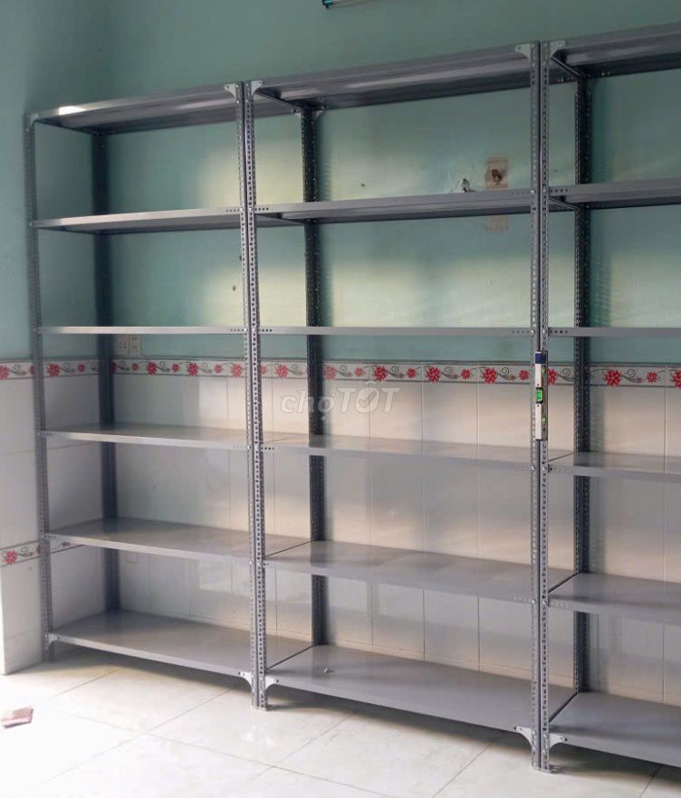 Kệ sắt V lỗ 6 tầng mâm 100x30. Cao 2m. Mua bán Tủ, kệ gia đình tại Quận Bình Tân Tp Hồ Chí Minh được đăng bởi Kệ Thép V Lỗ Đa Năng hình 1